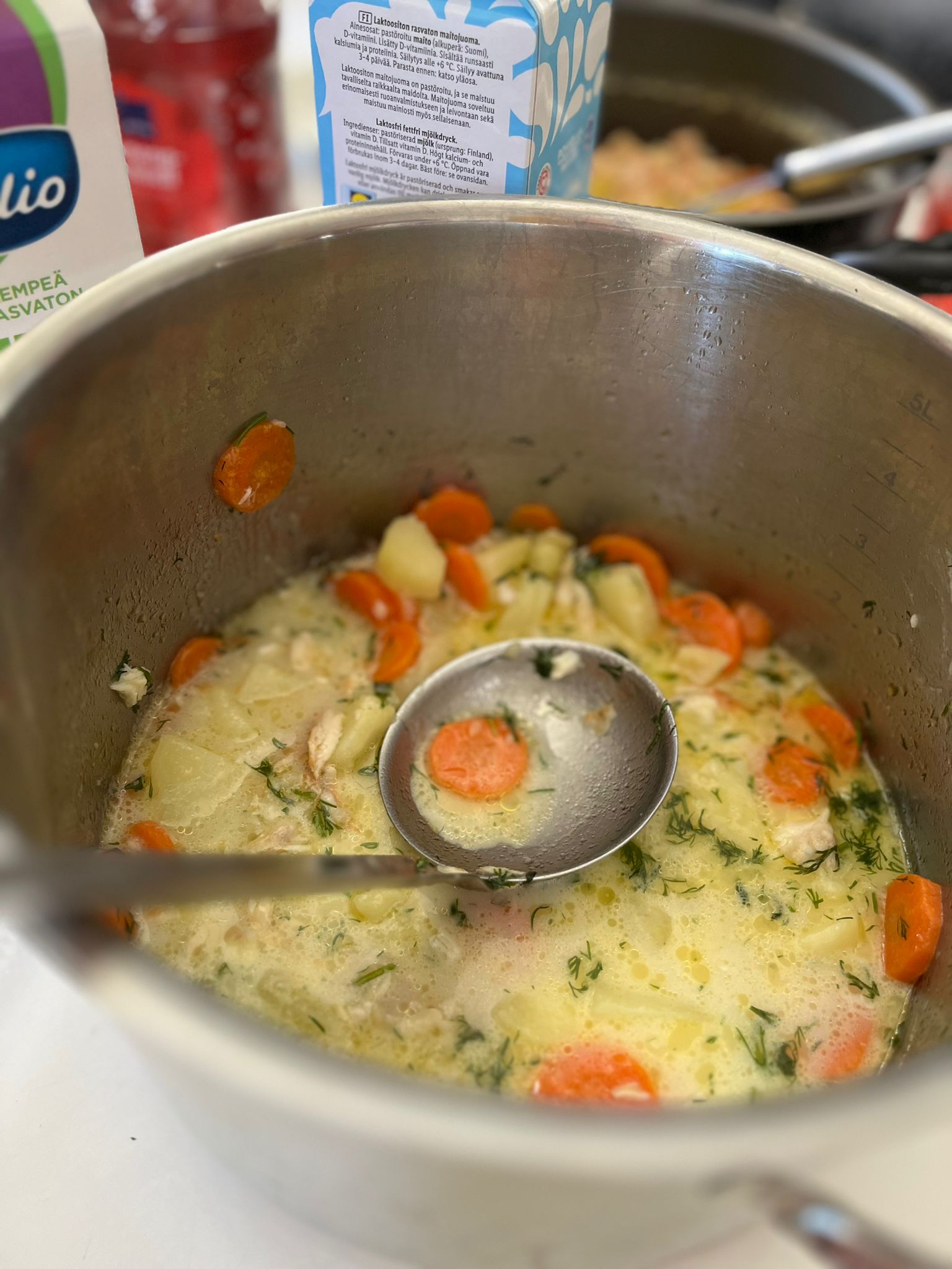 Lohen kosminen hinta Ukrainassa ja meidän aidot perinnekalat